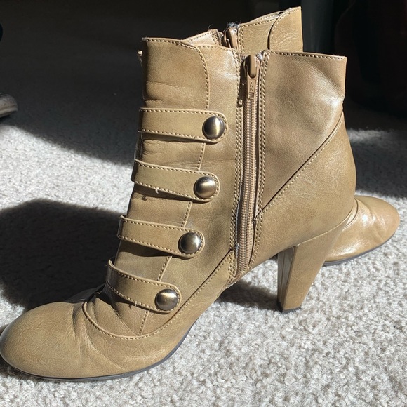 Xhilaration heeled booties - Picture 5 of 5